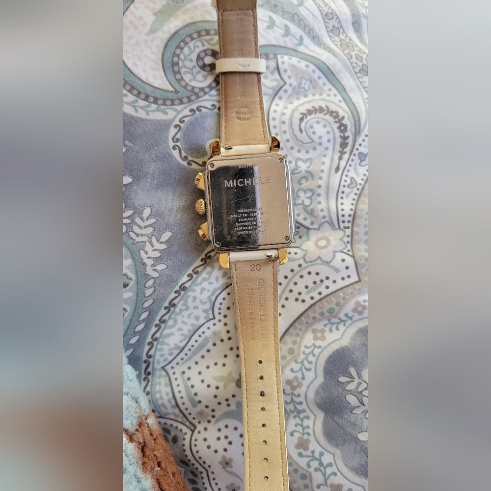 Gold and White Square Dial Watch - Picture 5 of 5